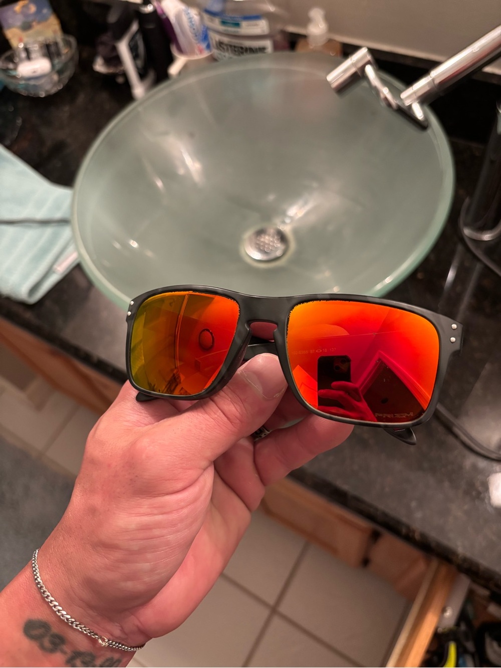 Men's Polarized Oakley Holbrook Sunglasses with Red Mirror Lenses